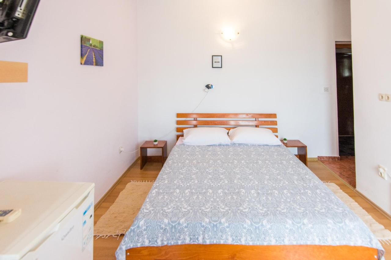 Sobe Rolo Uz More Hotel Biograd na Moru Kültér fotó