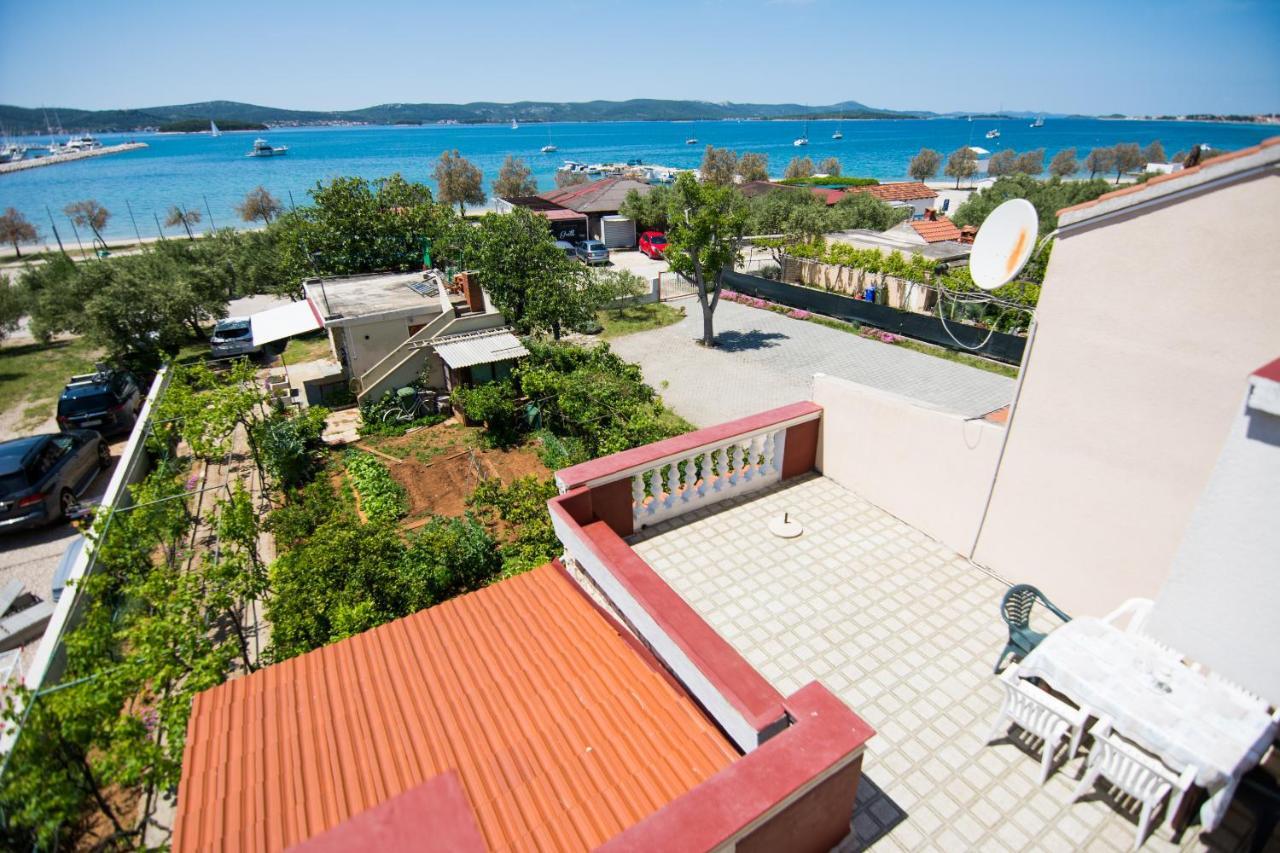 Sobe Rolo Uz More Hotel Biograd na Moru Kültér fotó